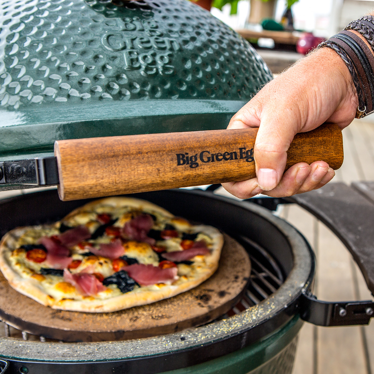 Big Green Egg Back- und Pizzastein für Large