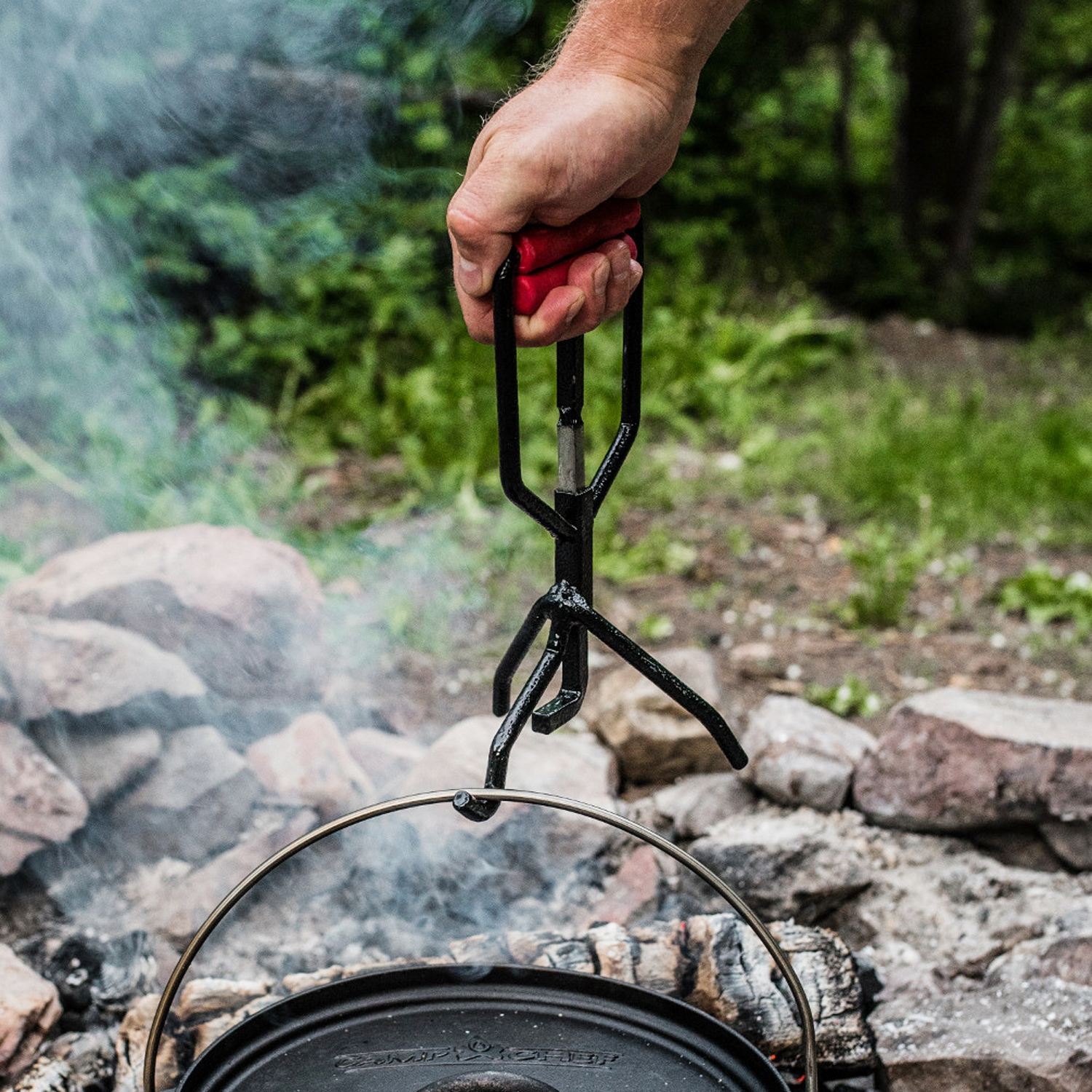 Camp Chef Dutch Oven Deckelheber Profi, 23 cm