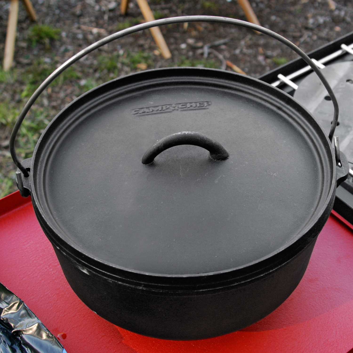 Camp Chef Classic Dutch Oven SDO-12