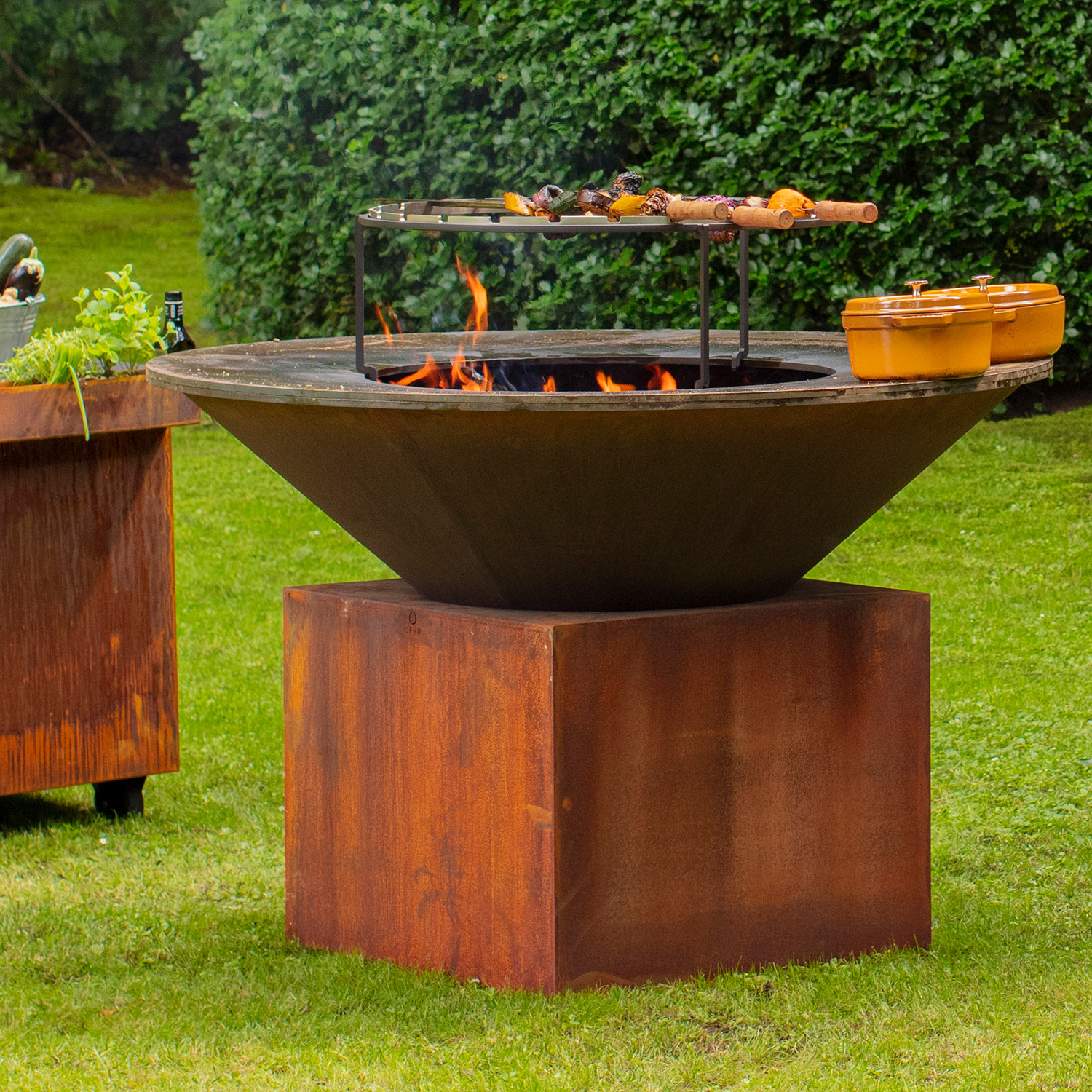 OFYR XL Corten 150 Grill & Feuerstelle