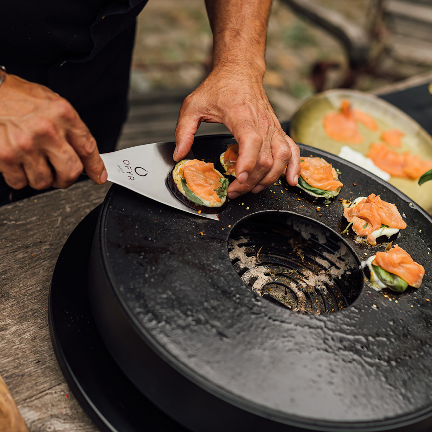 OFYR Tabl'O Tischgrill Stahl Schwarz - Starterset