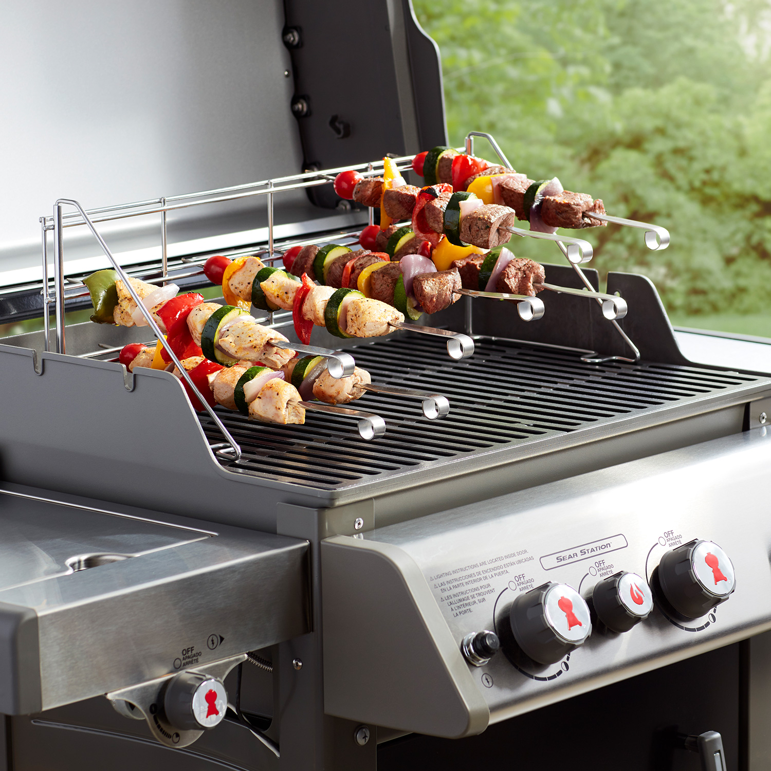 Weber Elevations-Tiered-Grilling-System Edelstahl mit Grillspießen