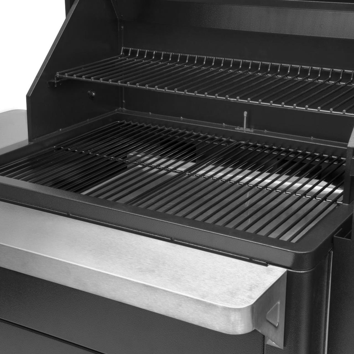 Traeger Silverton 620 inkl. Abdeckhaube und Set Ablaufbleche