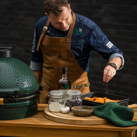 Big Green Egg Tisch aus Eukalyptusholz im Grill-Shop von kamdi24