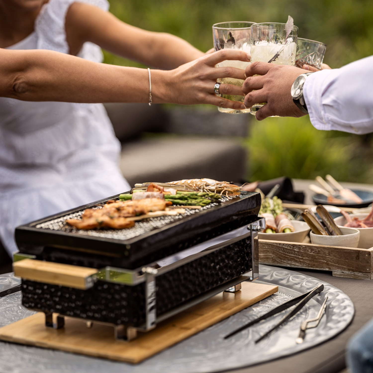 Yakiniku Grillpinzette gebogen für Kamado und Shichirin Grill