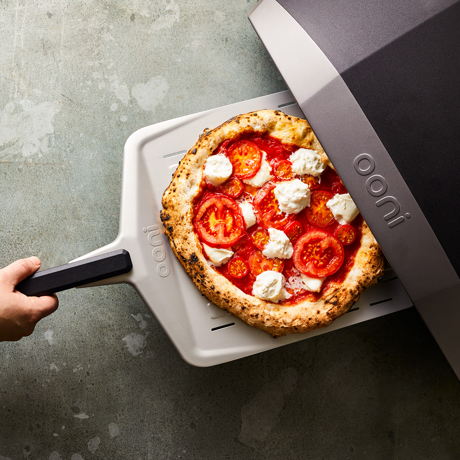 Ooni Pizzaschieber Aluminium perforiert 12"