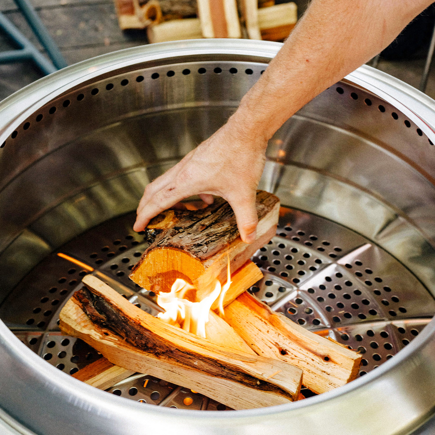 Solo Stove Yukon Feuerstelle mit Sockel