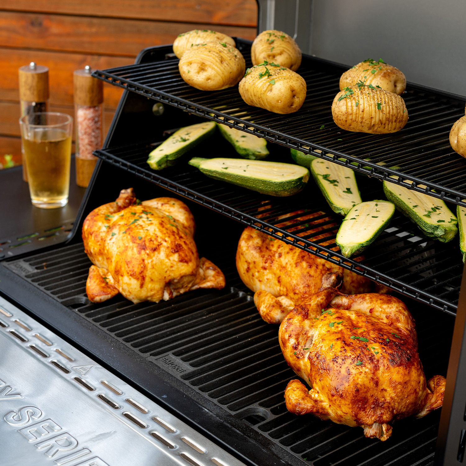 Masterbuilt Gravity Series 1150 Digitaler Holzkohlegrill & Smoker