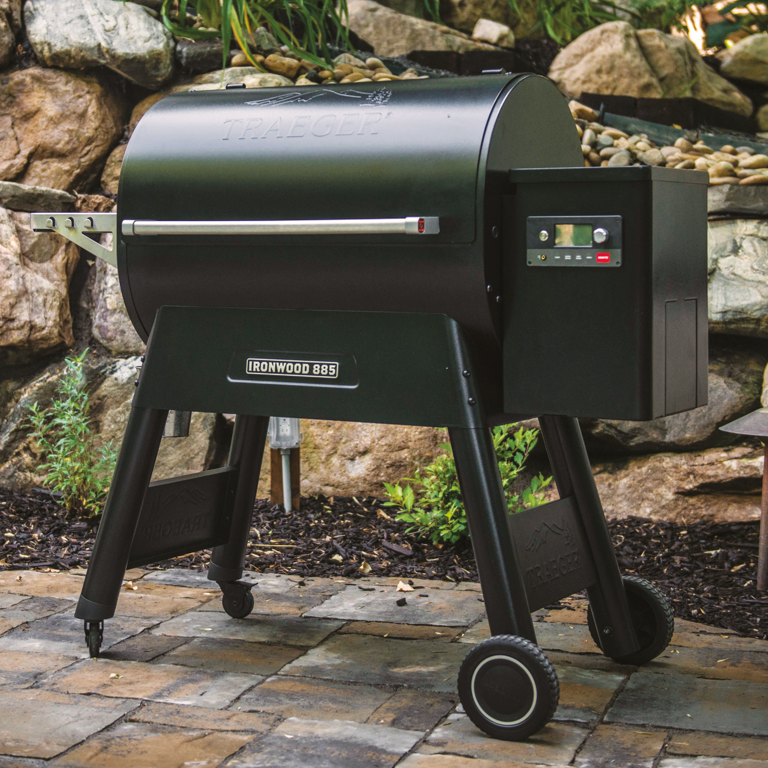 Traeger IRONWOOD 885 Pellet Grill schwarz