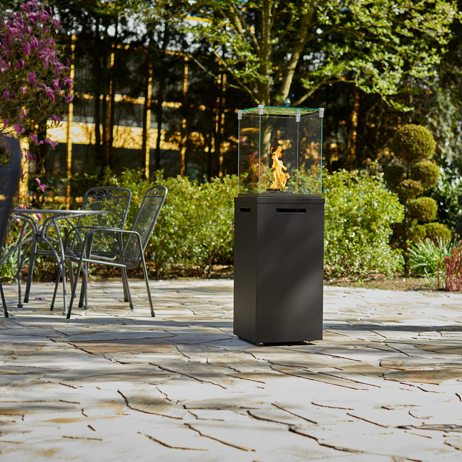 GRDN Fuora Q Outdoor-Kamin Nero