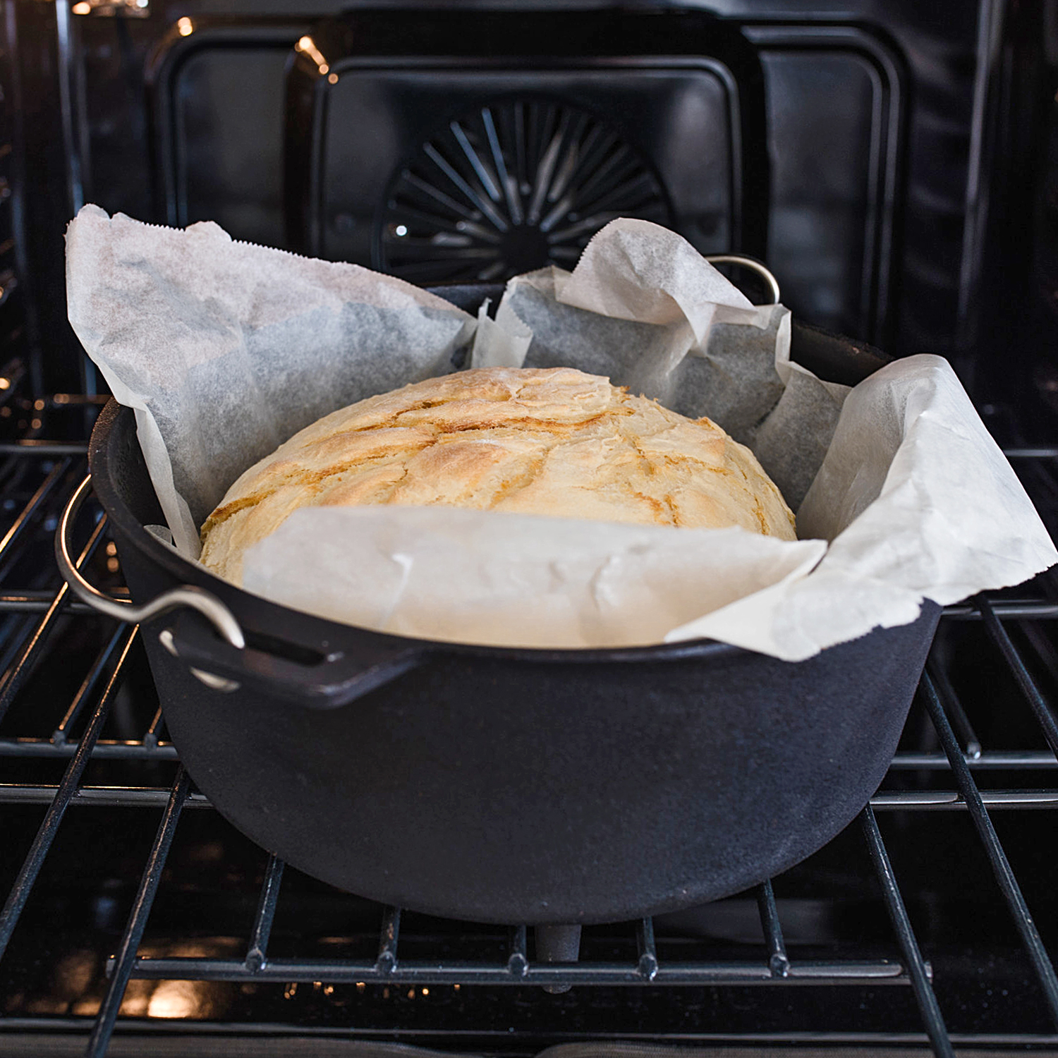 Camp Chef Deluxe Dutch Oven 10"