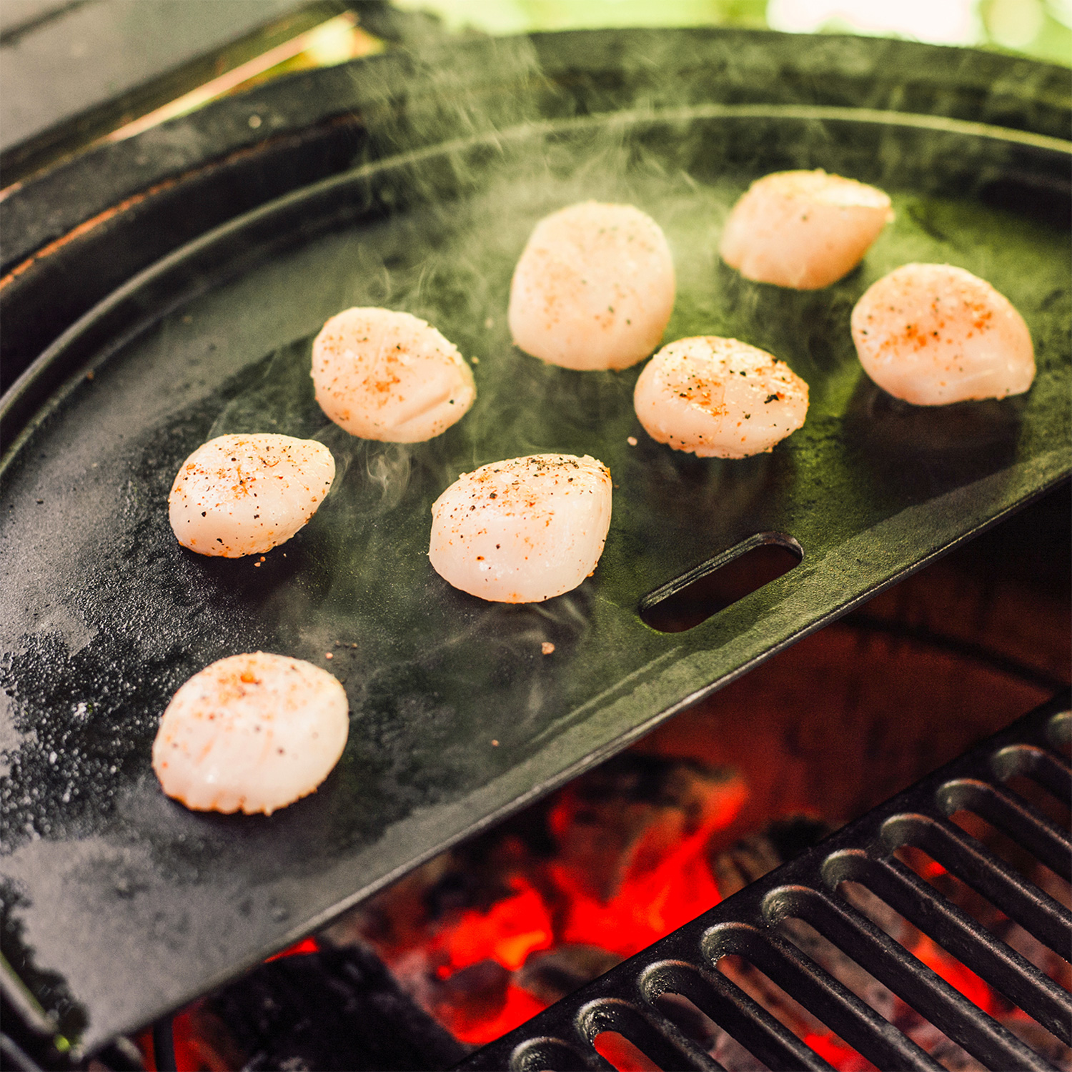 Kamado Joe Wendeplatte Halbmond aus Gusseisen für Classic Joe